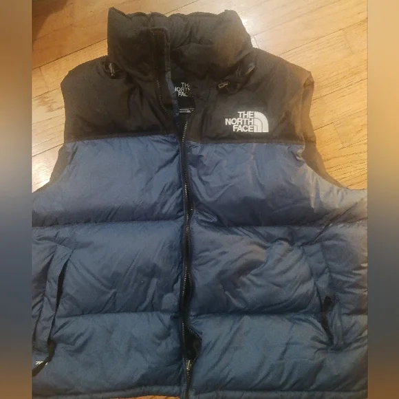 NWT-North Face Blue and Black Vest - Picture 3 of 3